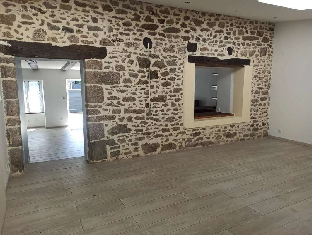 Maison à PLEUDIHEN-SUR-RANCE