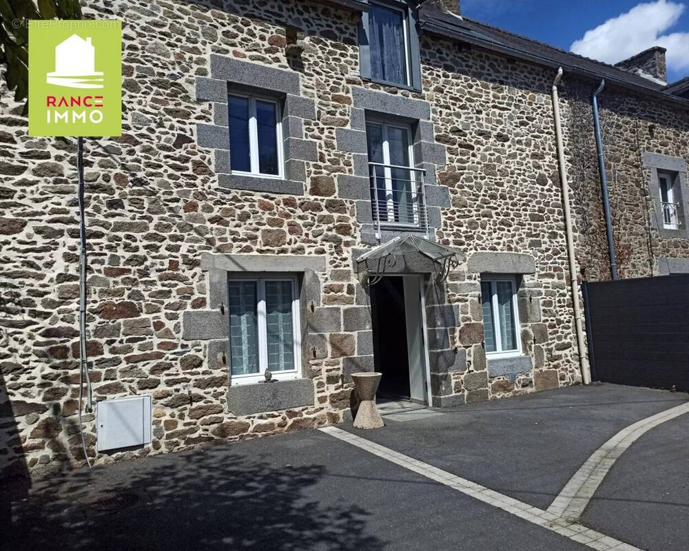Maison à PLEUDIHEN-SUR-RANCE