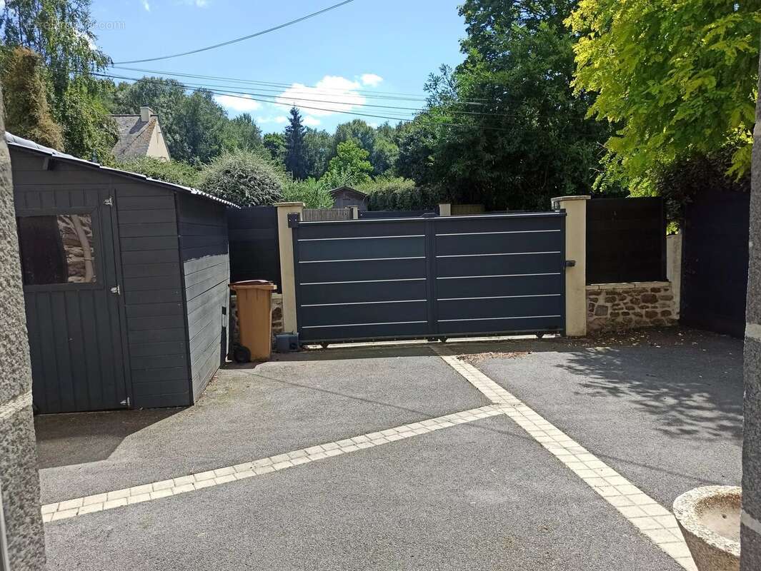 Maison à PLEUDIHEN-SUR-RANCE