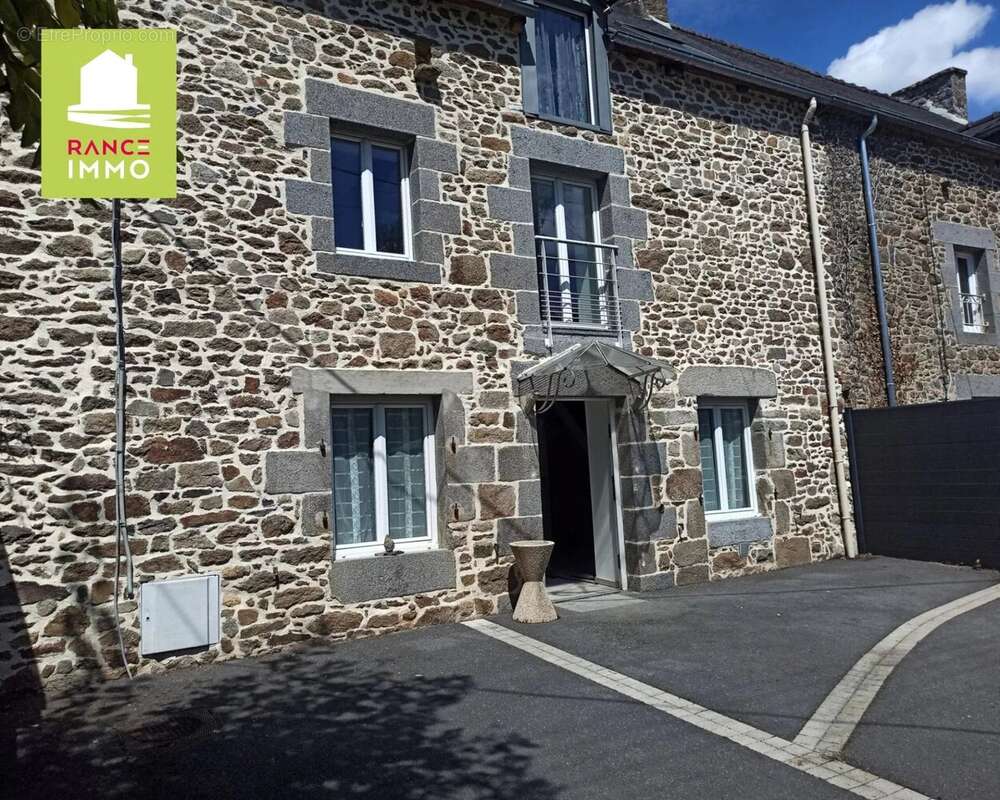 Maison à PLEUDIHEN-SUR-RANCE