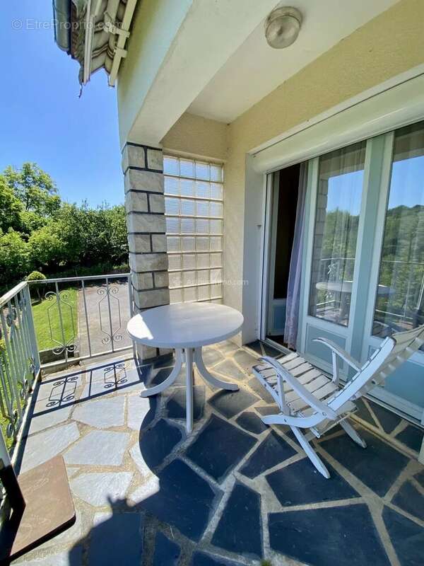 Maison à COURDEMANCHE