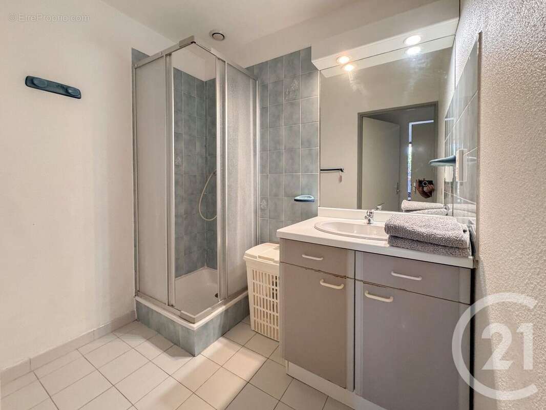 Maison à BORMES-LES-MIMOSAS