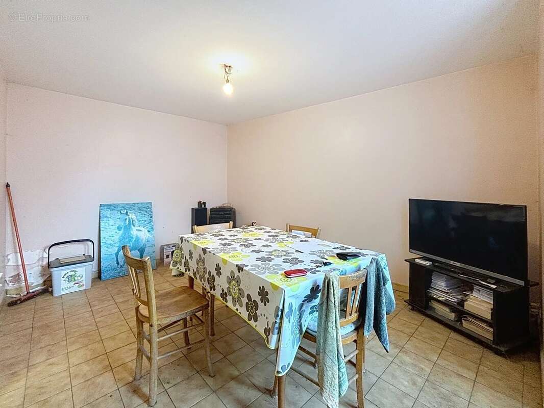 Appartement à AUBERIVES-EN-ROYANS