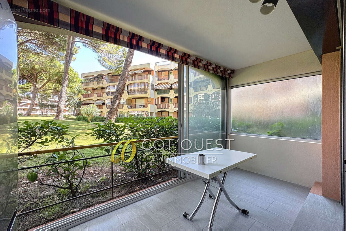 Appartement à MANDELIEU-LA-NAPOULE