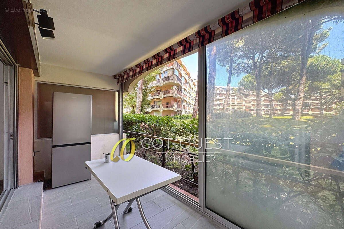 Appartement à MANDELIEU-LA-NAPOULE