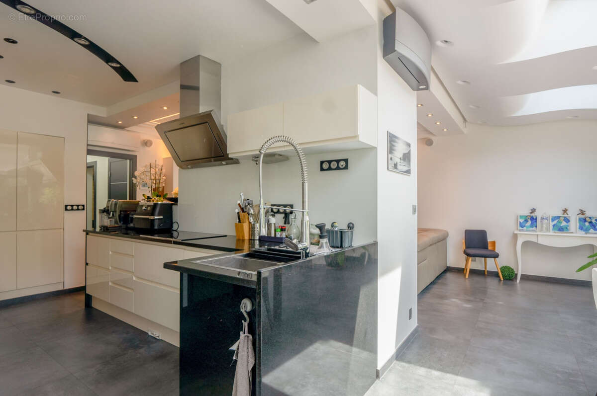 Maison à MAISONS-ALFORT