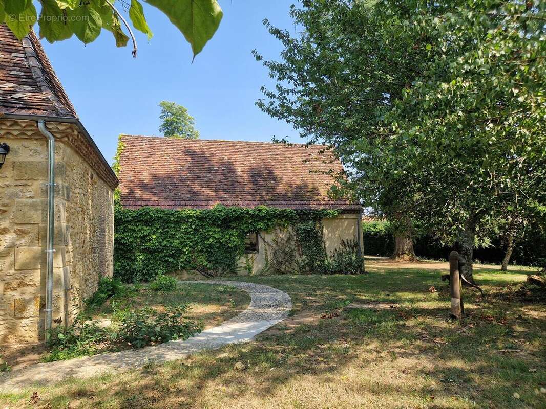 20250808155607 - Maison à SAINT-FELIX-DE-REILLAC-ET-MORTEMART