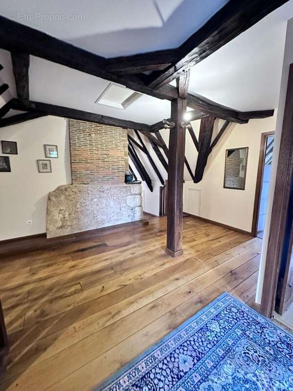 7d30566f-bdaa-4168-a016-e4417c08b7ce.jpeg - Maison à SAINT-FELIX-DE-REILLAC-ET-MORTEMART