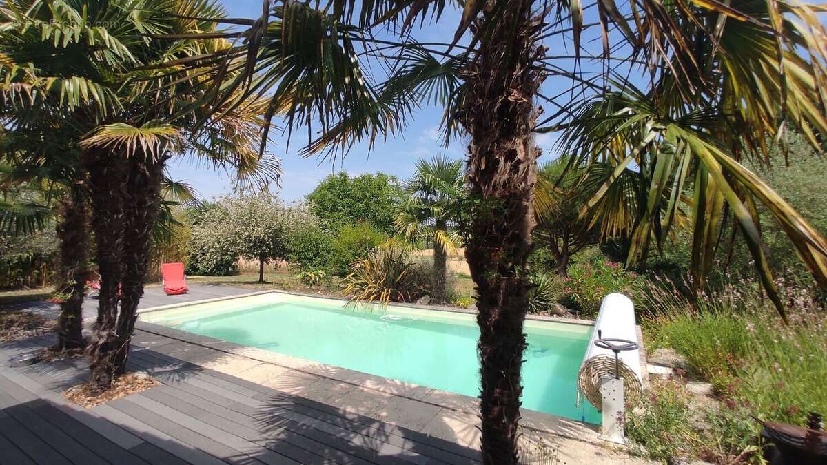 Maison à VOUNEUIL-SUR-VIENNE