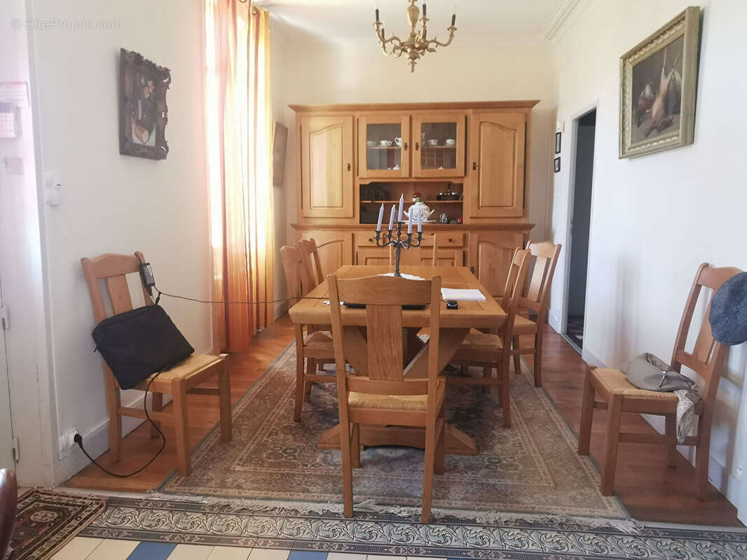 Maison à PORT-DE-PILES