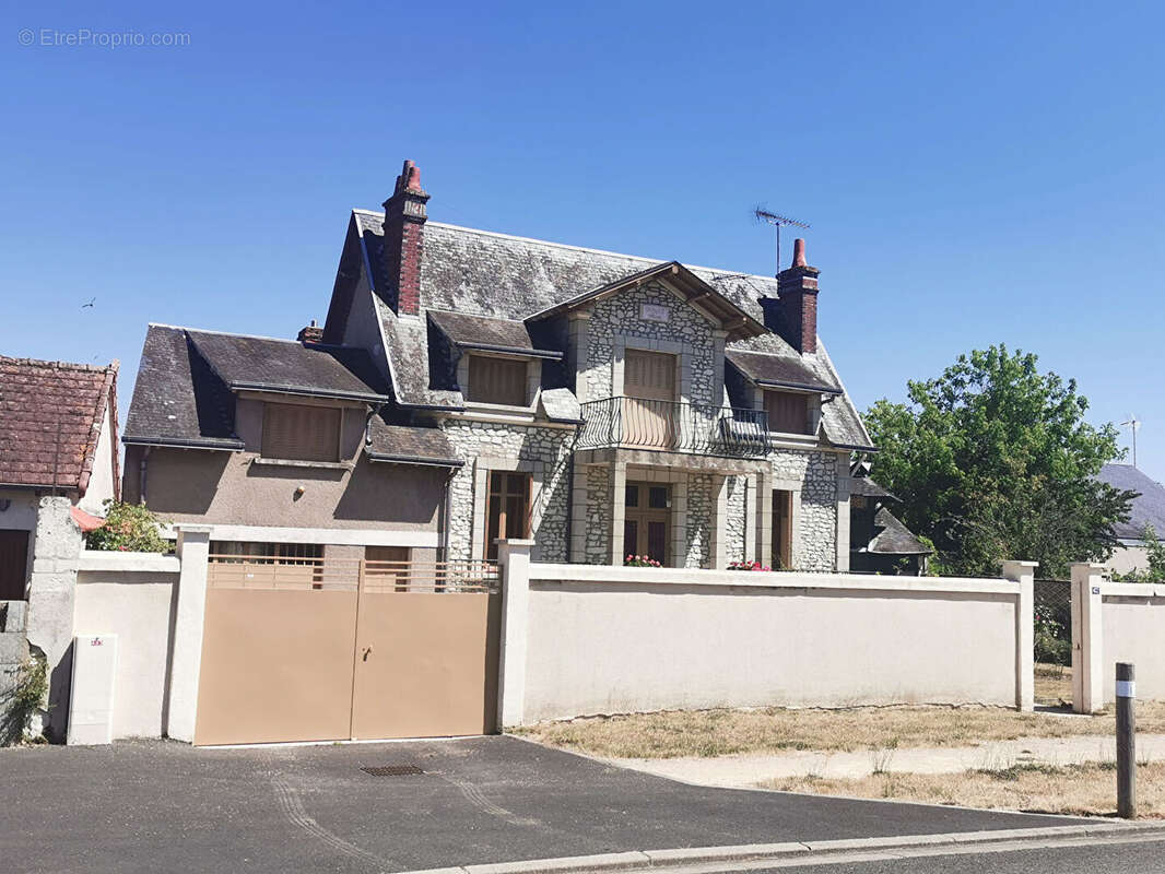 Maison à PORT-DE-PILES