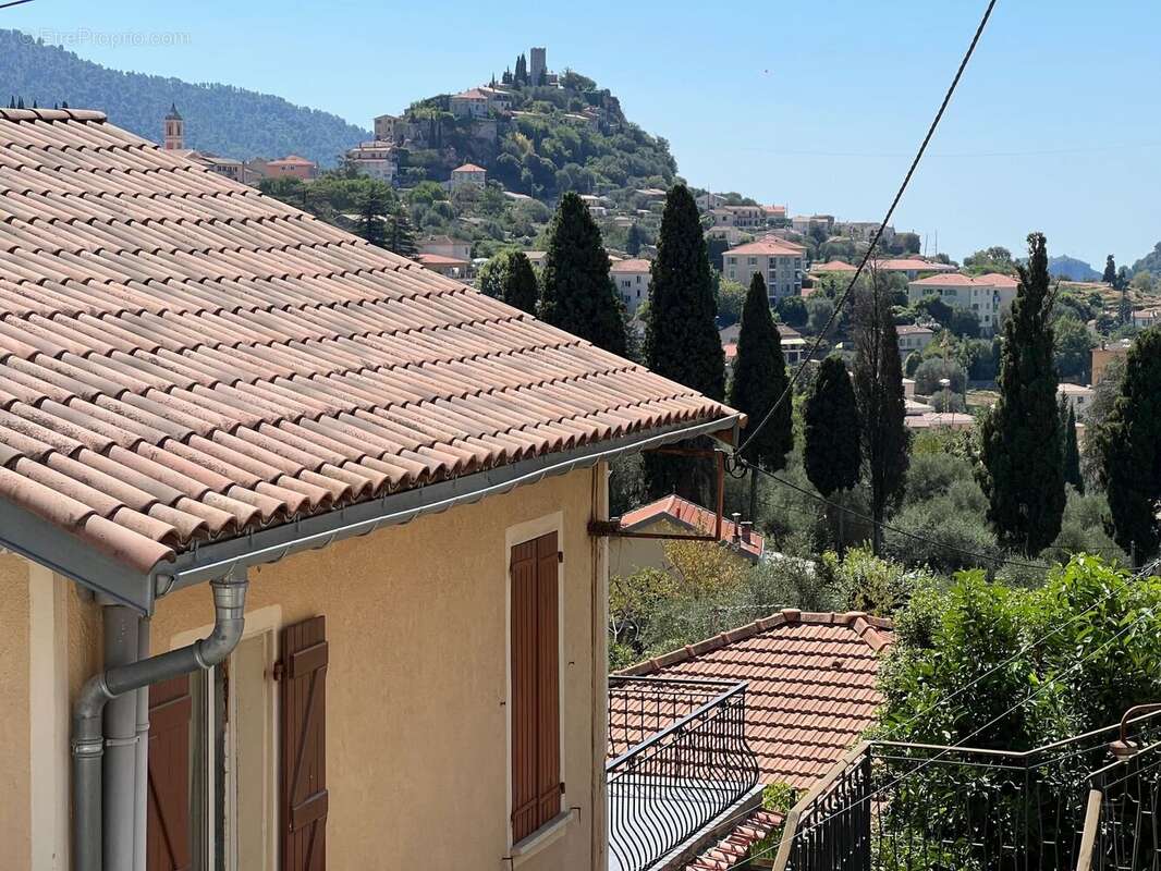 Maison à TOURRETTE-LEVENS