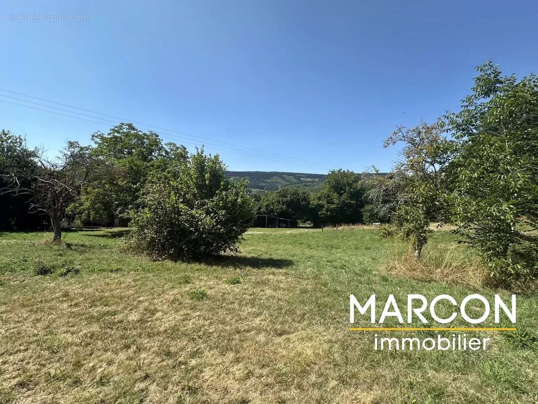 Maison à SAINT-SULPICE-LAURIERE