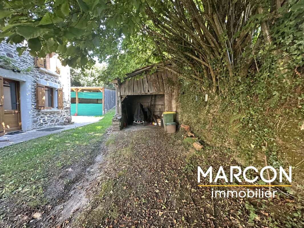 Maison à SAINT-SULPICE-LAURIERE