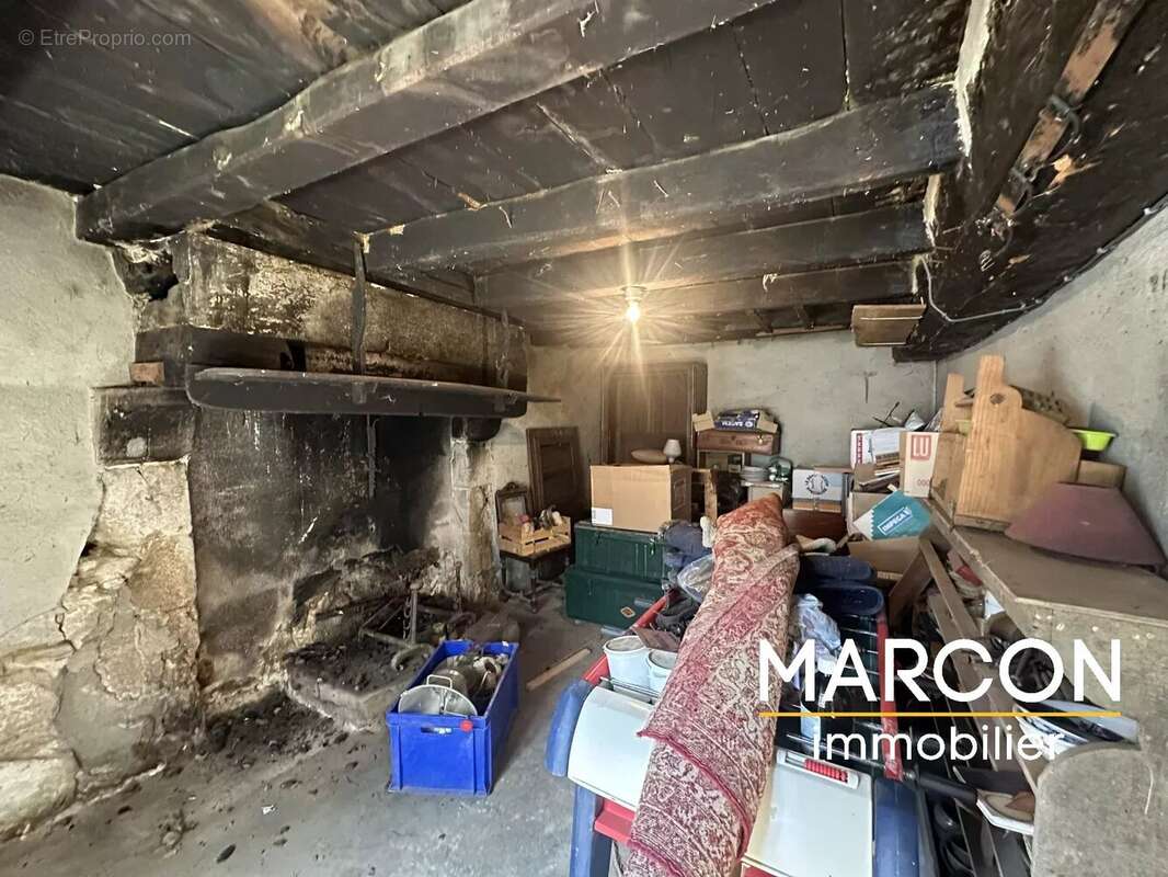 Maison à SAINT-SULPICE-LAURIERE