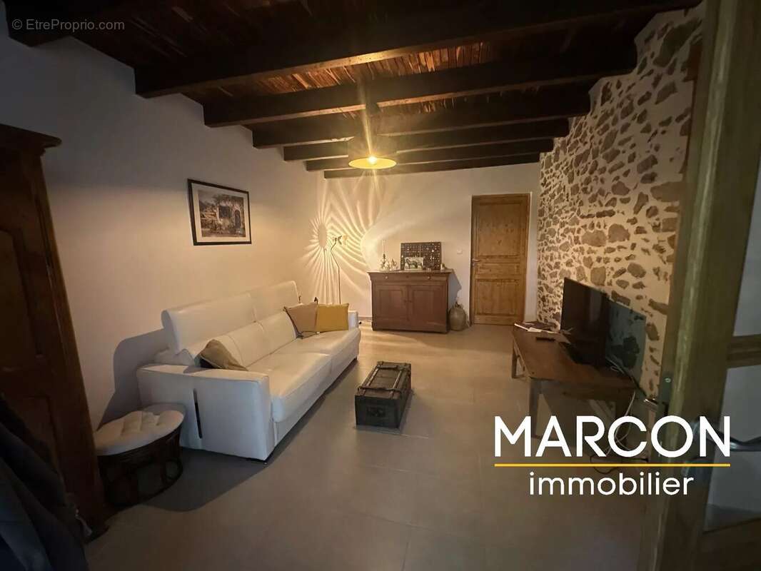 Maison à SAINT-SULPICE-LAURIERE