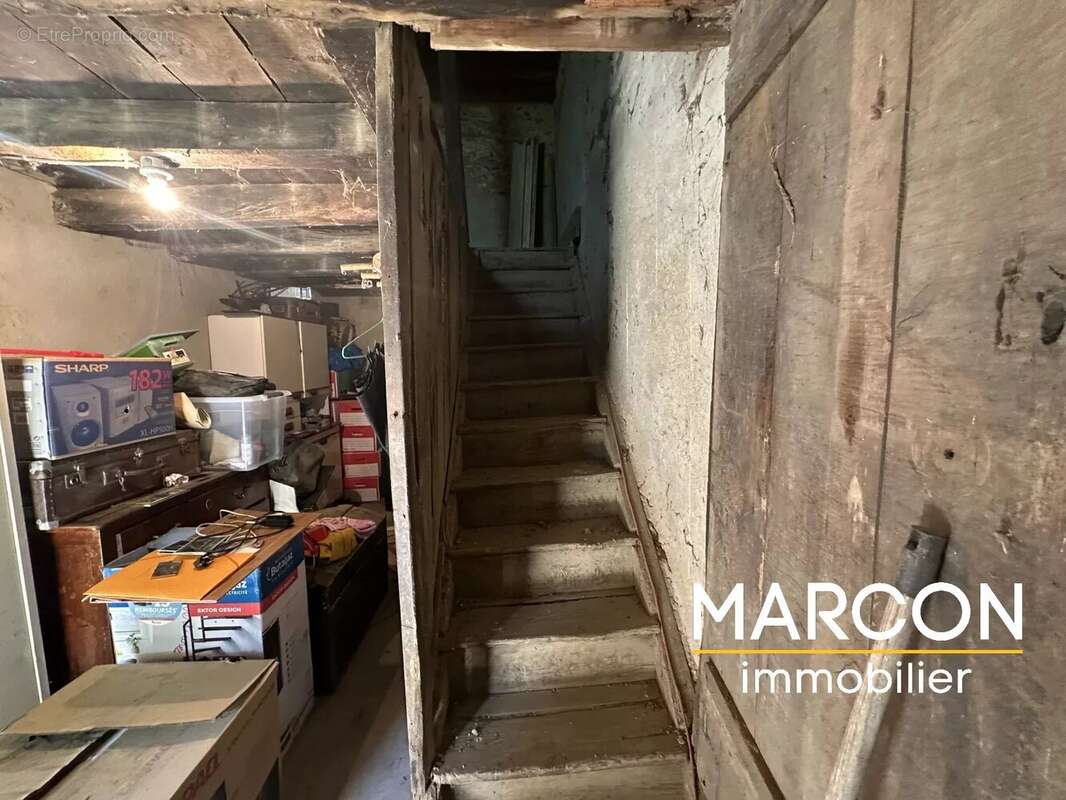 Maison à SAINT-SULPICE-LAURIERE