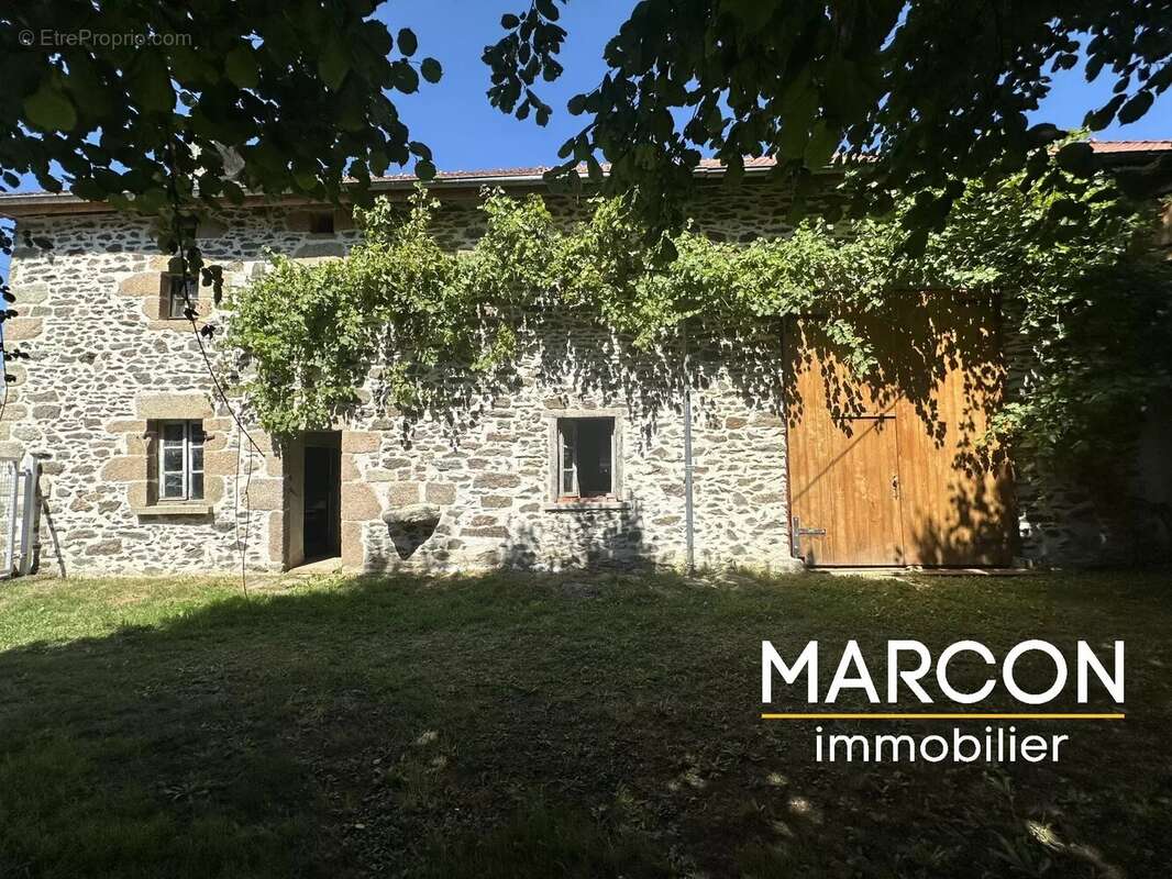 Maison à SAINT-SULPICE-LAURIERE