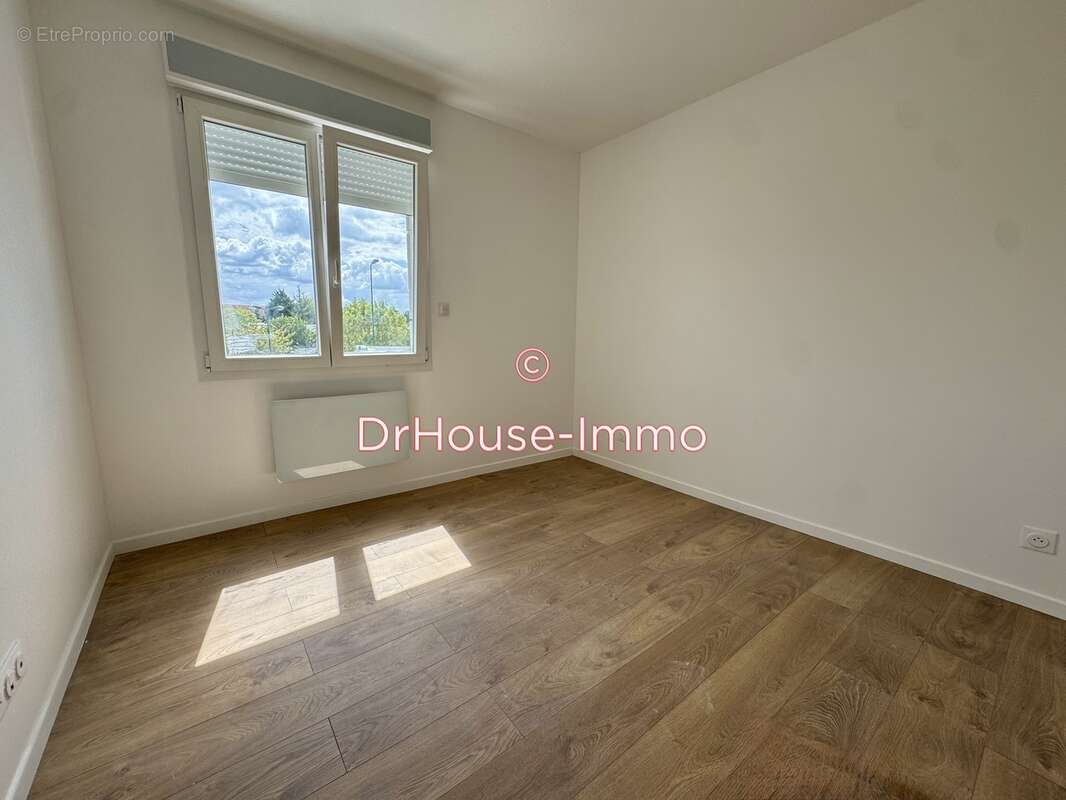 Maison à CHALETTE-SUR-LOING