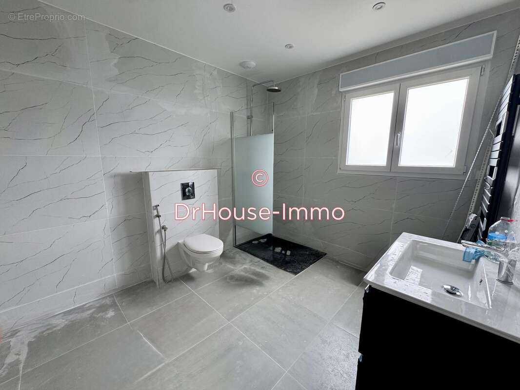 Maison à CHALETTE-SUR-LOING