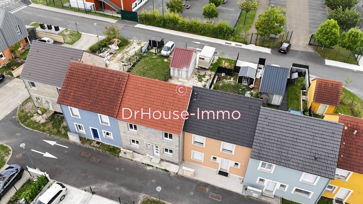 Maison à CHALETTE-SUR-LOING