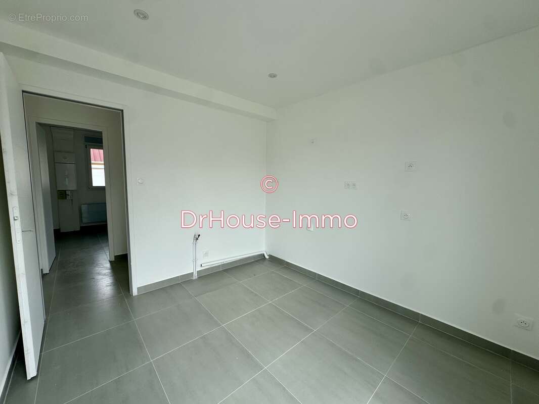 Maison à CHALETTE-SUR-LOING