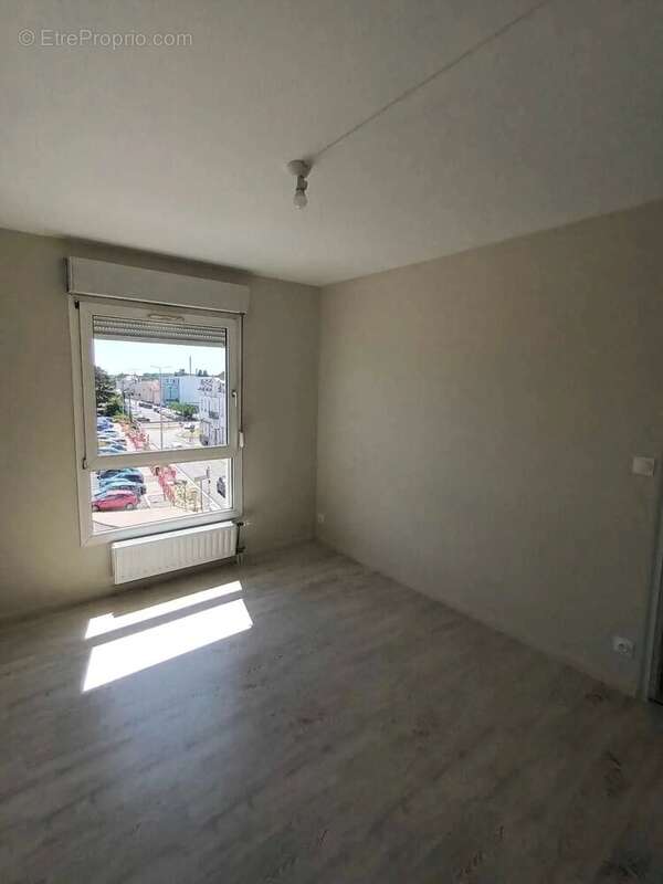 Appartement à MONTCEAU-LES-MINES