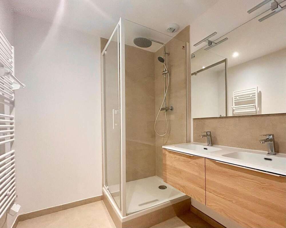   - Appartement à ANGERS