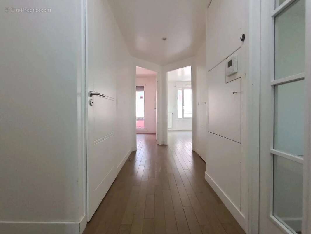 Appartement à PARIS-19E