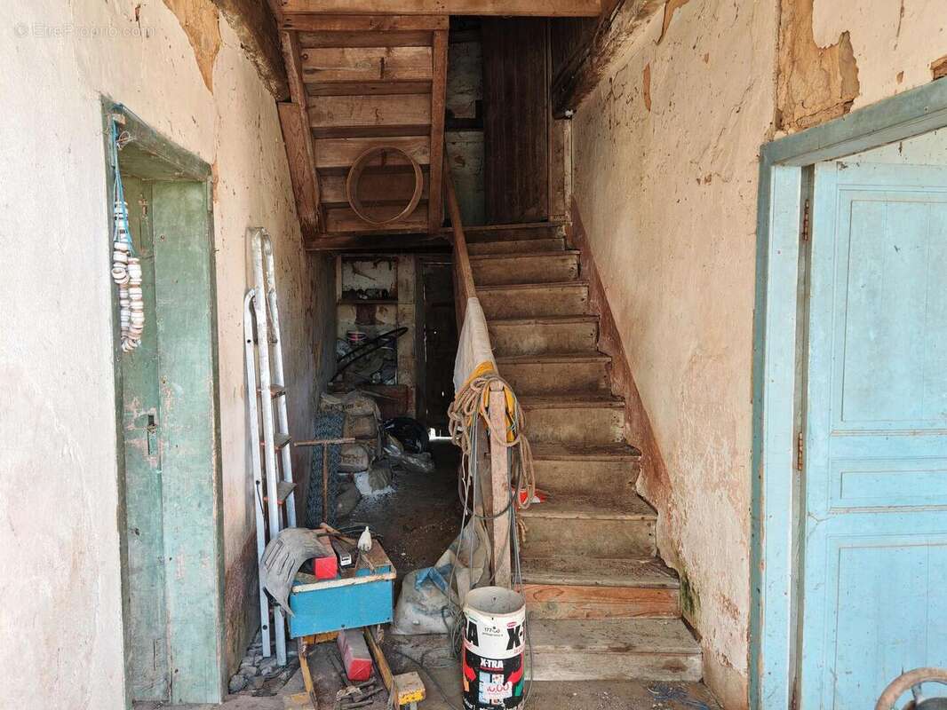 Hall d&#039;entrée - Maison à THIVIERS