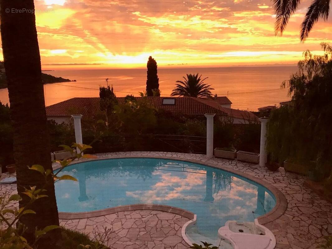 Maison à SAINT-RAPHAEL