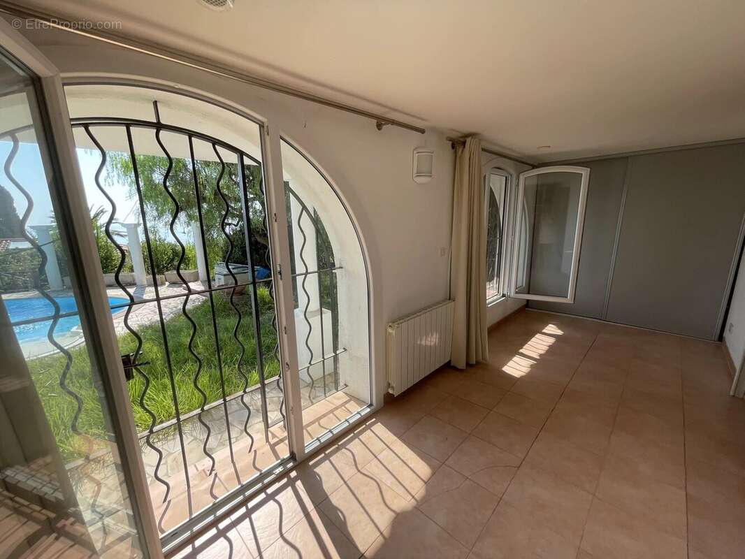 Maison à SAINT-RAPHAEL