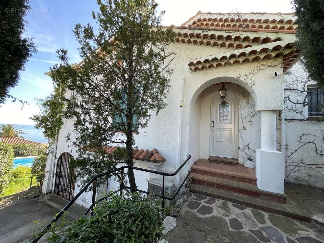 Maison à SAINT-RAPHAEL