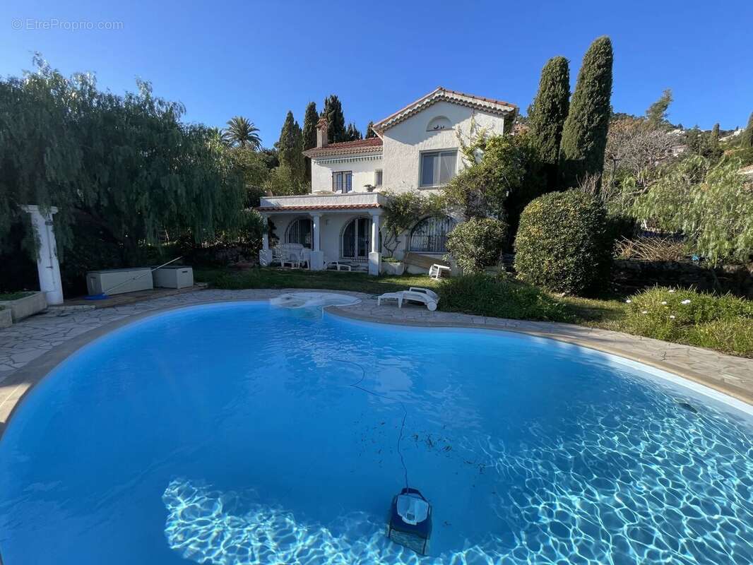 Maison à SAINT-RAPHAEL