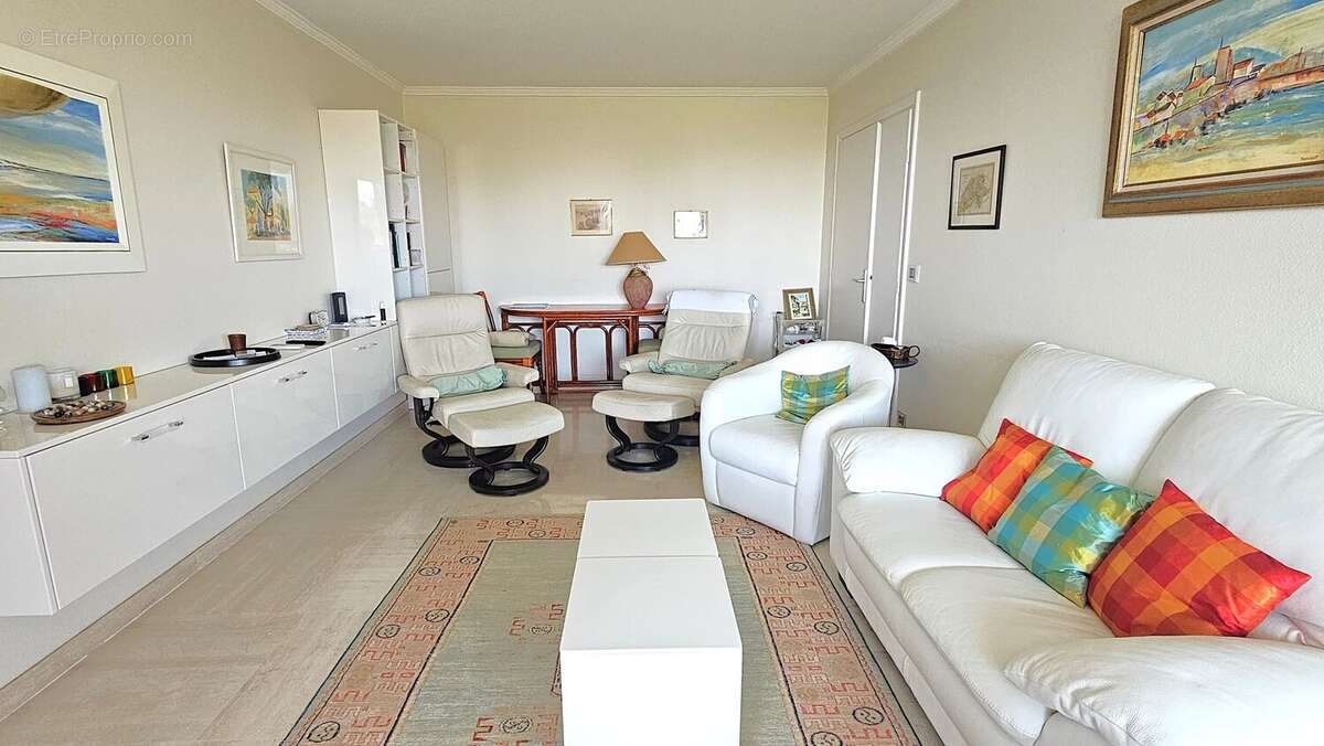 Appartement à CAGNES-SUR-MER