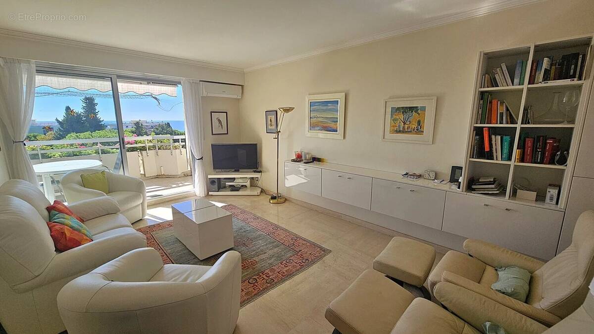Appartement à CAGNES-SUR-MER
