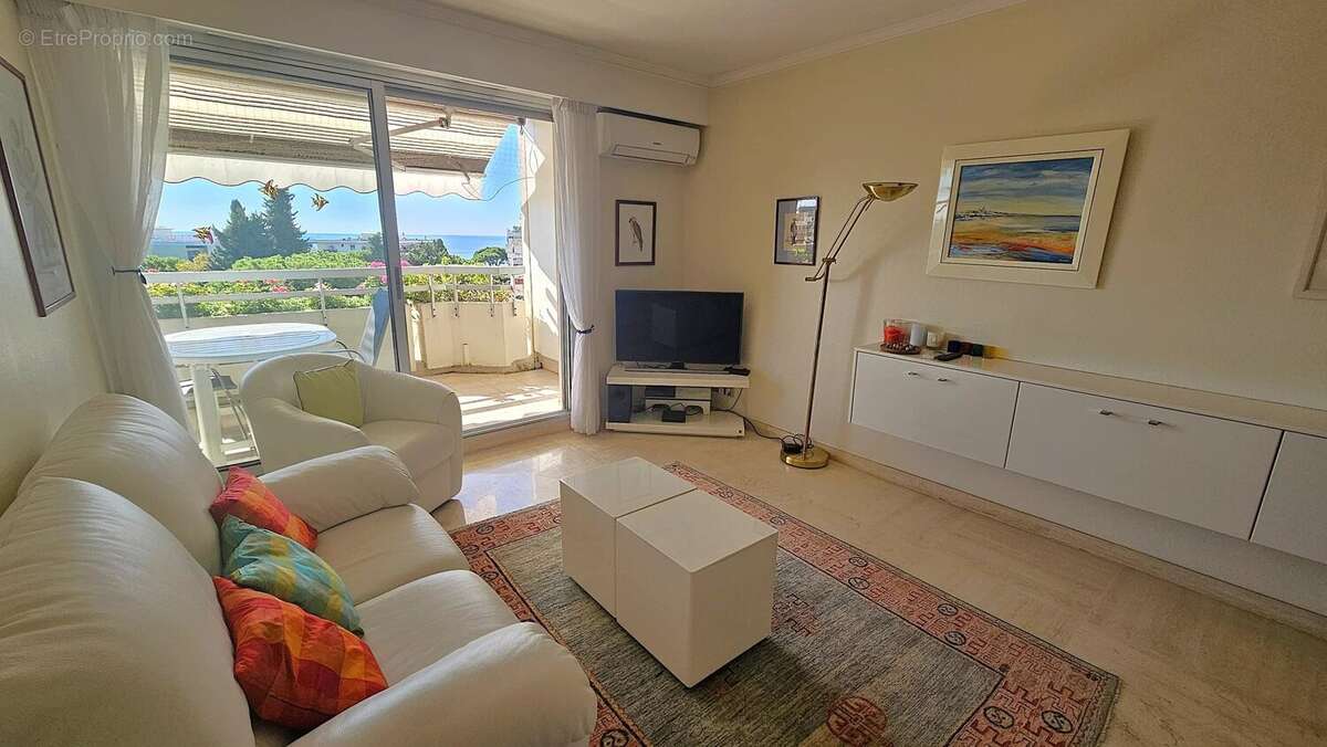 Appartement à CAGNES-SUR-MER