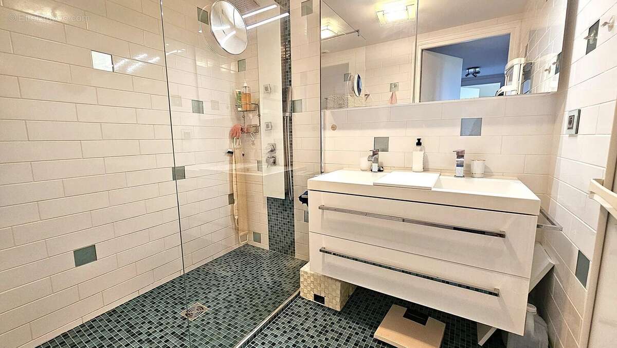 Appartement à CAGNES-SUR-MER