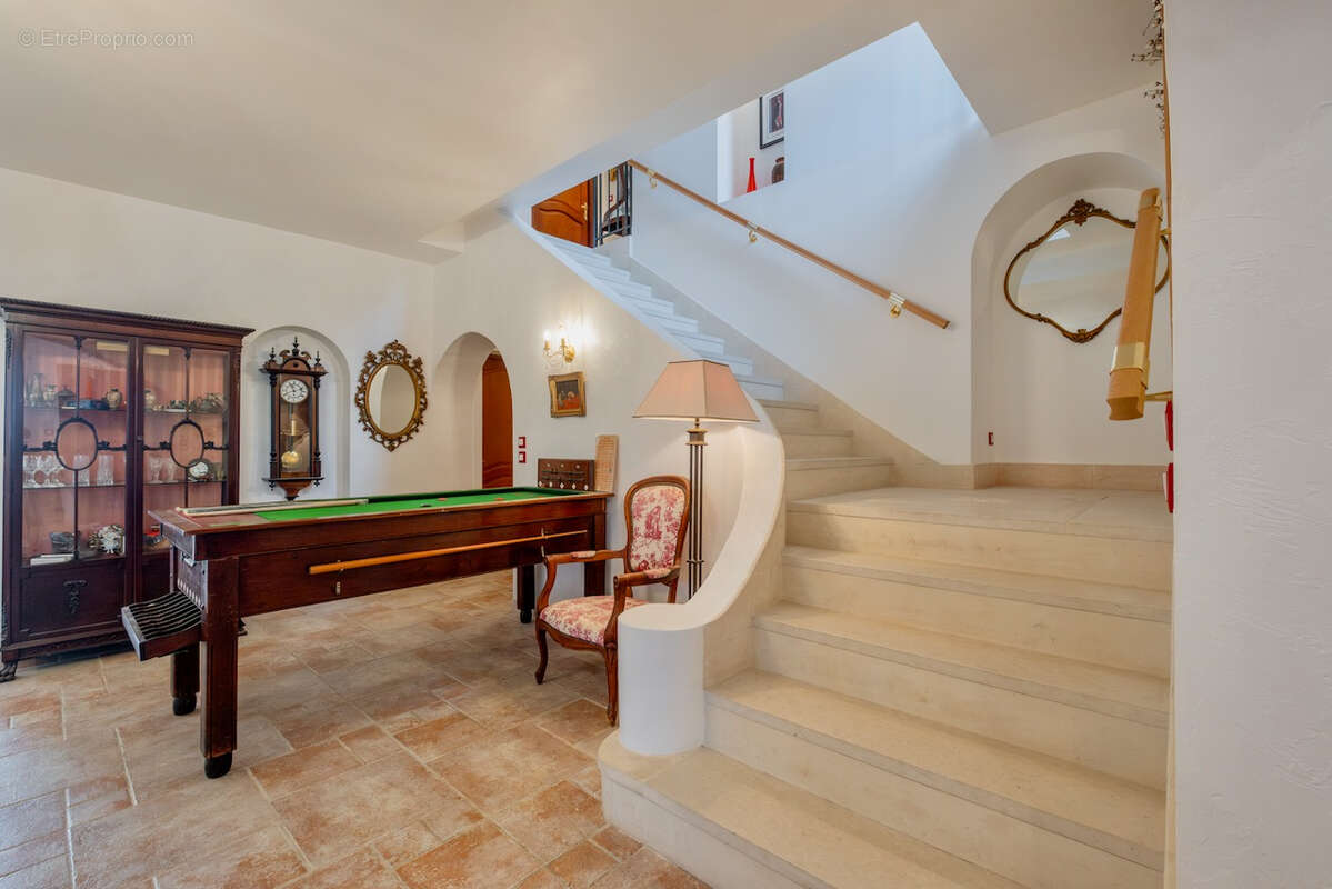 Maison à SAINTE-LIVRADE-SUR-LOT