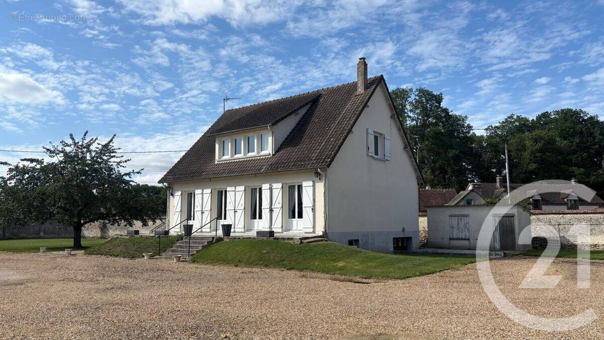 Maison à SOREL-MOUSSEL