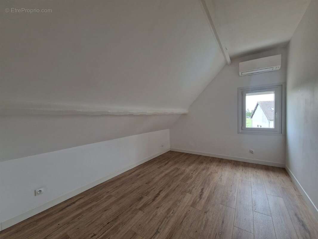 Maison à NONANCOURT