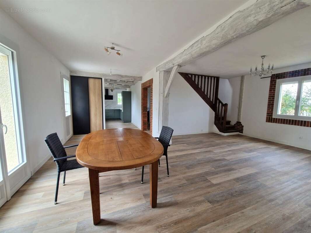 Maison à NONANCOURT