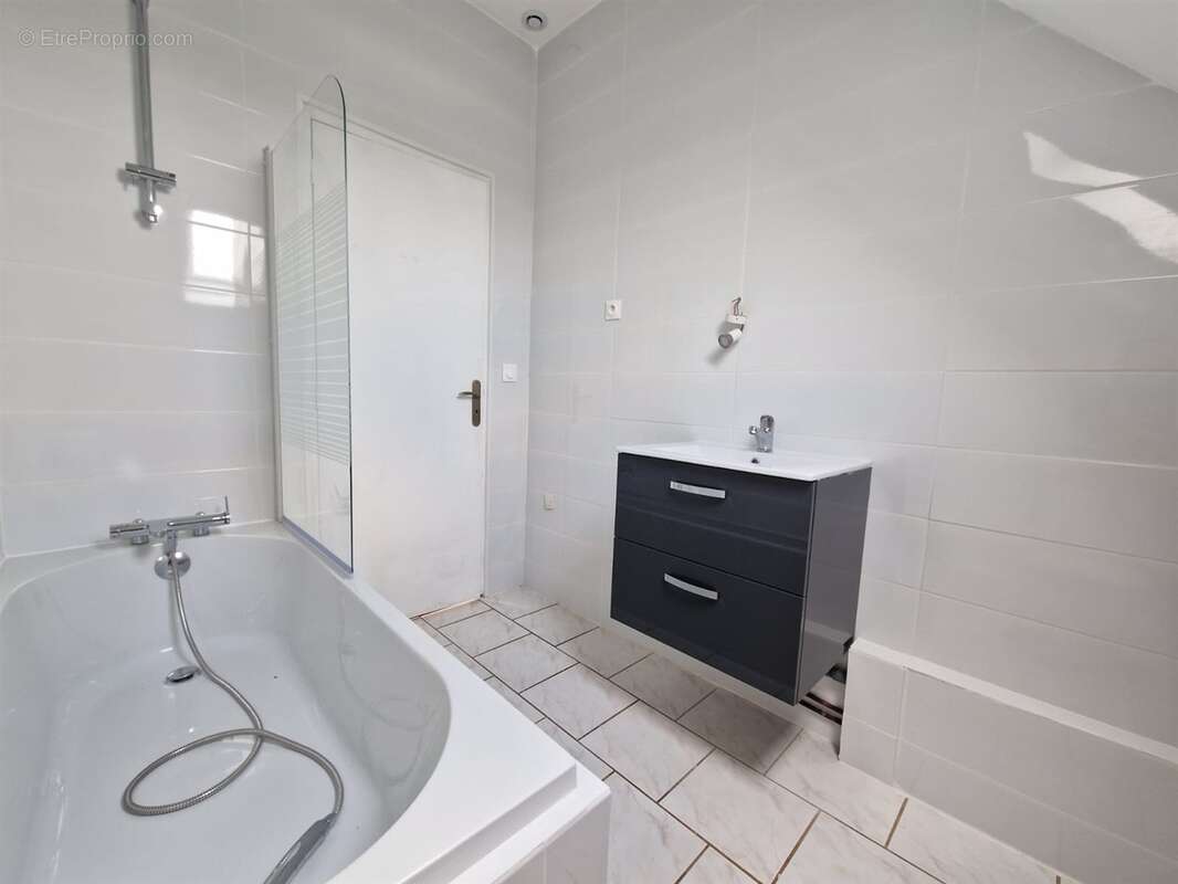 Maison à NONANCOURT