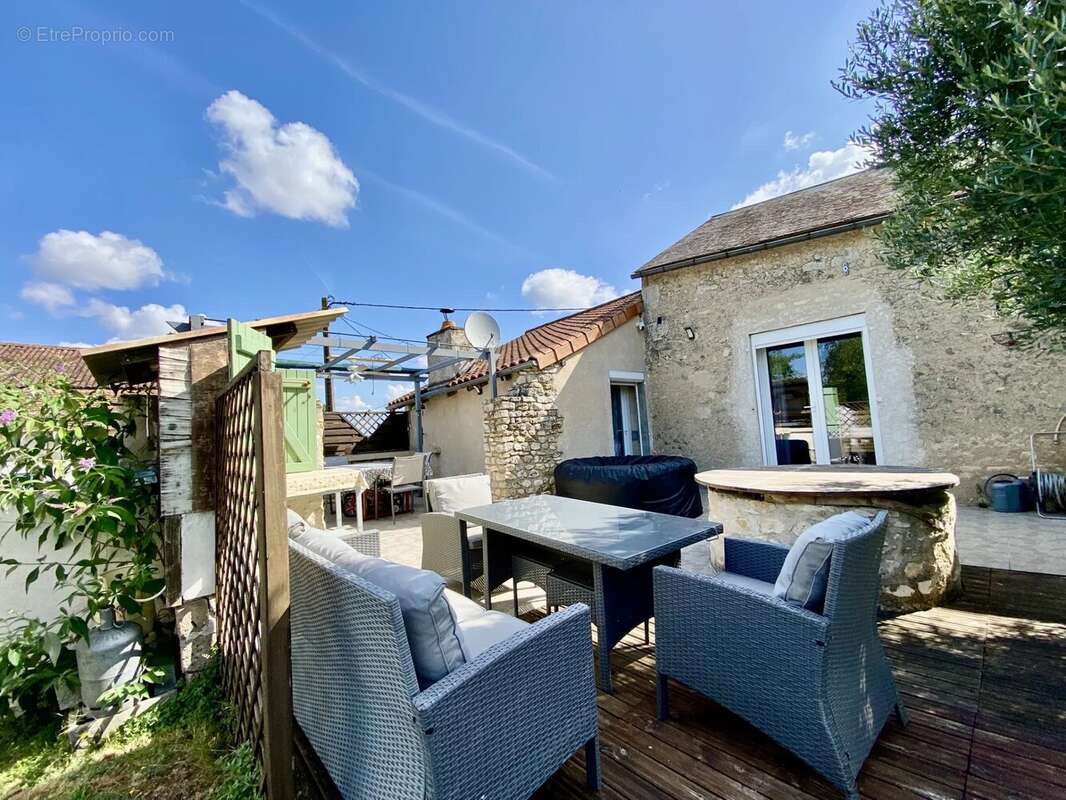 Maison à LEIGNES-SUR-FONTAINE
