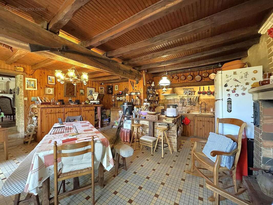   - Maison à MAUZE-THOUARSAIS