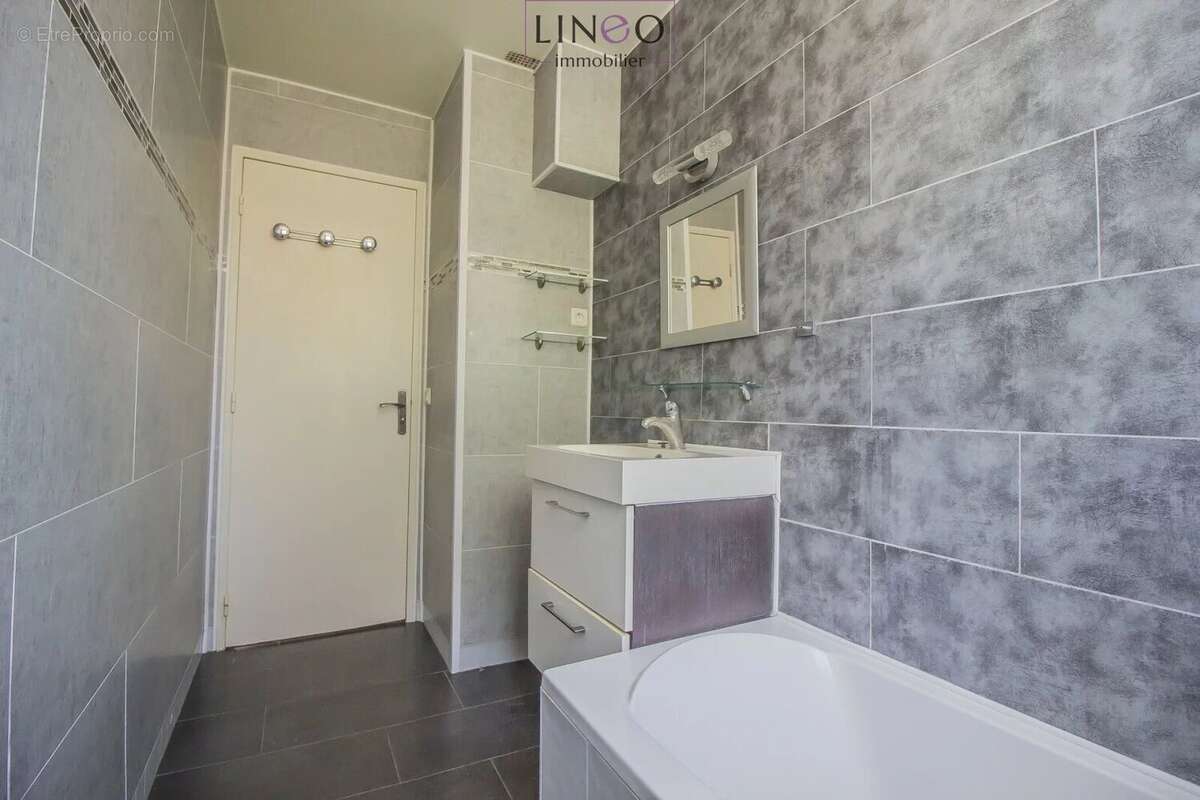 Appartement à THIAIS