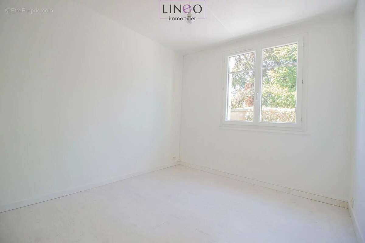 Appartement à THIAIS