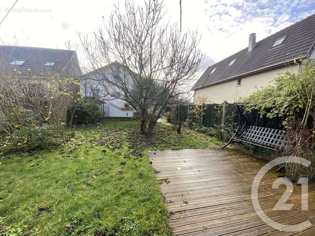 Maison à TREMBLAY-EN-FRANCE