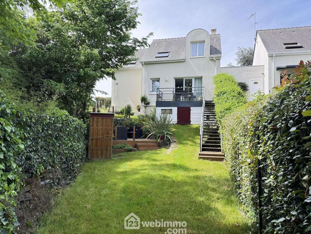 L&#039;extérieur est aussi bien entretenu que l&#039;intérieur - Maison à LES PONTS-DE-CE