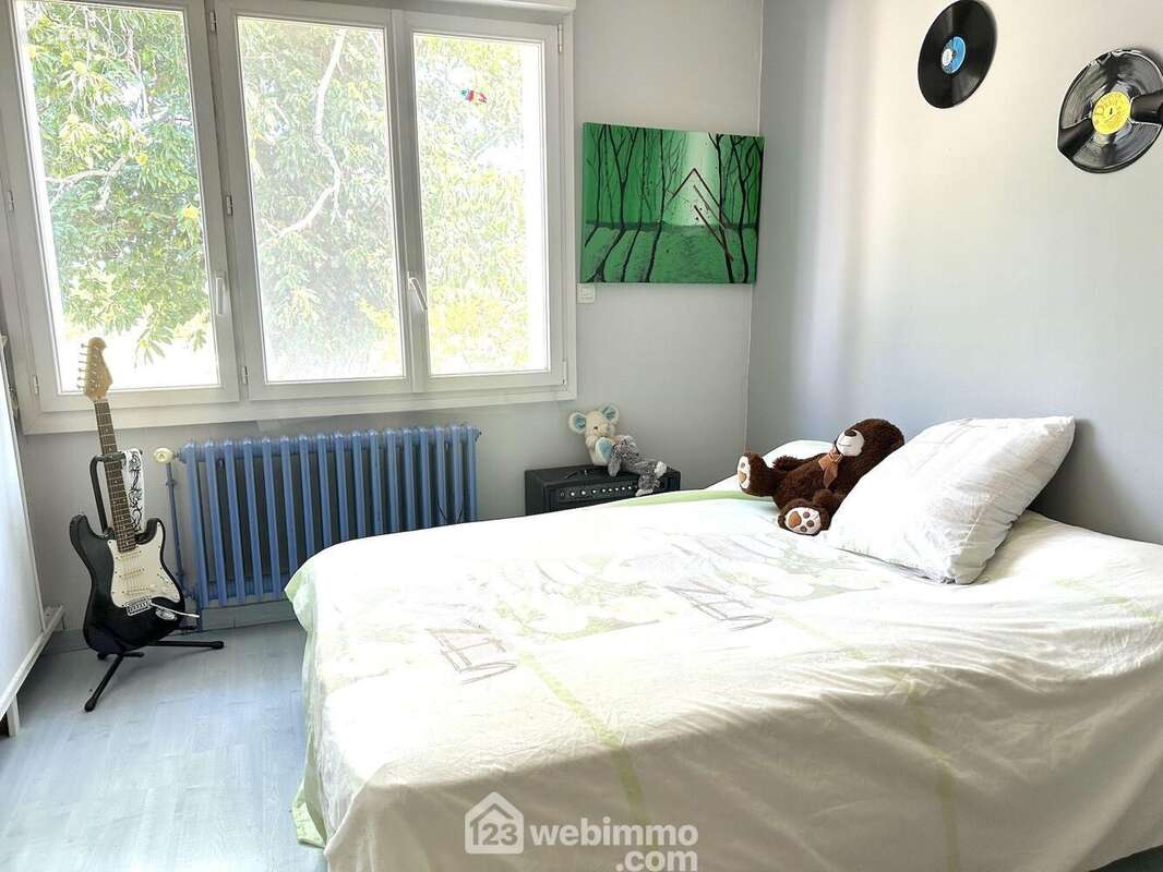 Maison à LONGUE-JUMELLES